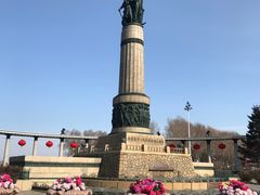 -人民防洪胜利纪念塔