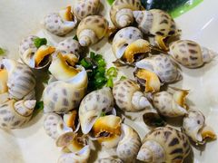 -阿浪海鲜连锁加工店(B栋2排1号火车头店)
