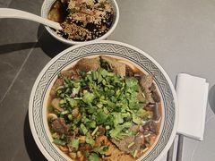 -粉吖吖·邵阳米粉(体育西路店)