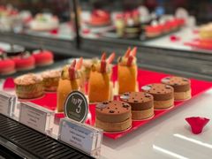 -Salon de The de Joel Robuchon(外滩18号店)