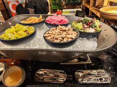 -怡咖啡海鲜自助餐厅(浦东香格里拉店)