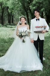 -雪中彩影婚纱摄影·微光艺术中心