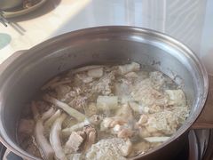-喃喃椰·糟粕醋·椰子鸡火锅(七堡花园店)