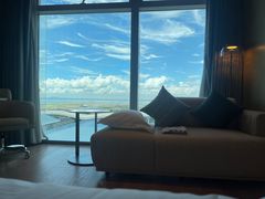 -深圳国际会展中心希尔顿酒店(前海华发冰雪世界店)