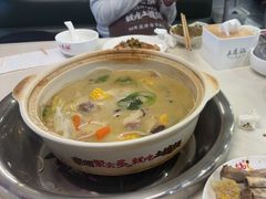 -土连锅·现熬养生汤锅(梁家巷店)