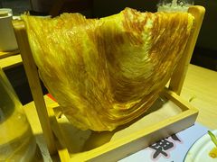 招牌奶香饼-关东小磨东北菜(上海长风大悦城店)