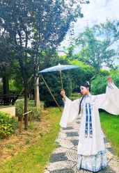 -一揽芳华汉服旗袍体验馆(拙政园店)