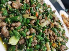 特色尖椒兔-江湖黑大兔(杨家坪店)