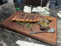 -LESCEDARS Brasserie Bistro香柏树