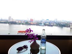 -阿瓦尼河滨曼谷酒店