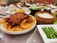 片皮鸭-绍兴饭店(大宁店)