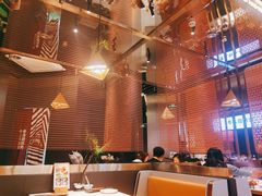 大堂-牛人日志·鲜牛肉骨汤火锅(万科里瑧店)