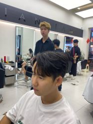 -乾健·烫染·接发SALON