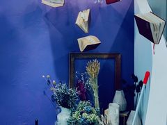 -FLOVIE FLORIST CAFE