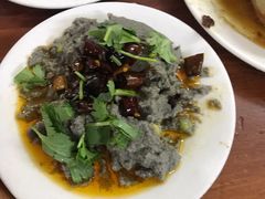 麻豆腐-宝瑞门钉肉饼店