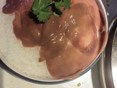 -茅草房·河畔园林火锅