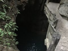 -龙水峡地缝景区