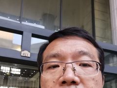 -农工商超市(金沙江路店)