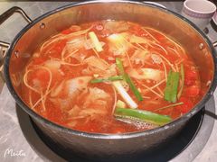 酸汤鱼-野山舂·贵州现舂酸汤牛肉(民生路店)