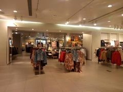 -H&M(华润万象城店)