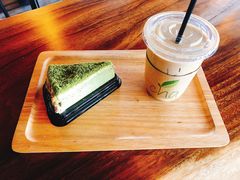-Cha Café and Bistro