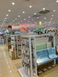 -爱婴室(上海浦建路店)