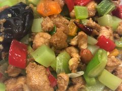 辣子鸡丁煮馍-老西安韩记三鲜煮馍(四府街店)