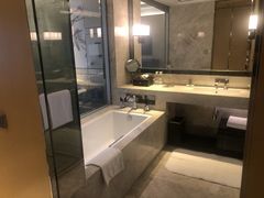 -上海宝华万豪酒店