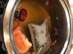 野菌汤锅-一叶一世界·素食餐厅(锦华万达店)