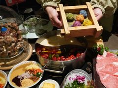 -捞王锅物料理(上海世茂广场店)