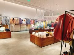 -URBAN REVIVO(西安Momopark店)