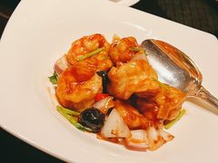 黑蒜大千虾球-北京四季酒店·采逸轩