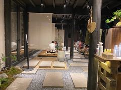 大堂-Metal hands·铁手咖啡