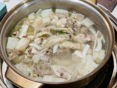 -喃喃椰·糟粕醋·椰子鸡火锅(七堡花园店)