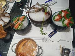 -红鼎豆捞·非遗鲍皇汤火锅(宝丰路店)