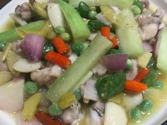 蛙！你青点跳！-二孃鸡爪爪(东风路总店)