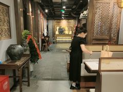 -博望坡饭店(宜山路店)