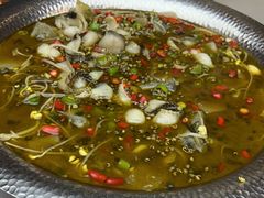 -有红鸡毛店·川菜(建设路店)