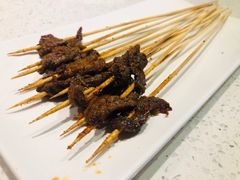 牛小串-九府羊·鲜羊火锅·烤串(新华路店)