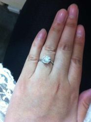 -威德钻石-克拉钻大本营(南京东路店)