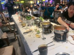 -领鲜活海鲜榴莲自助火锅(东门店)