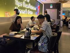 -大头虾越式风味餐厅(光明广场店)