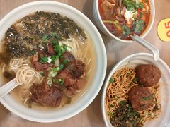 -佬钱湾仔(衣裳街店)