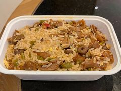 -老头爱马仕酸豇豆炒饭(丰富路店)
