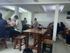 大堂-宝瑞门钉肉饼店