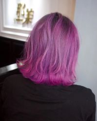 -变画·发型STUDIO