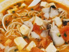 -粉小主·贵州酸汤牛肉粉(南京仙林金鹰店)