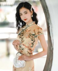 -租旗袍租礼服馆