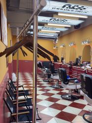 -Devilhands Barbershop男士理容店