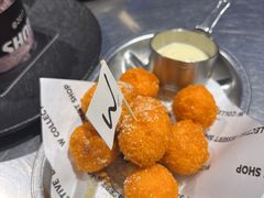 -W COLLECTIVE  DESSERT SHOP